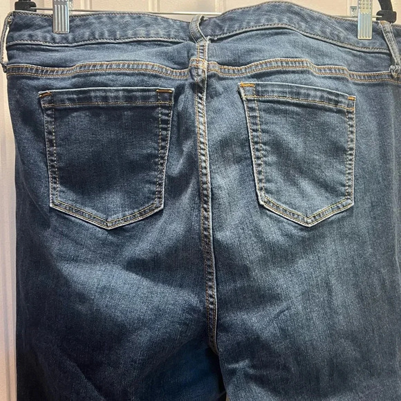 Torrid Boyfriend‎ Vintage Stretch Dark
Wash Hand Painted Jeans. Size 16XT. - Picture 8 of 16